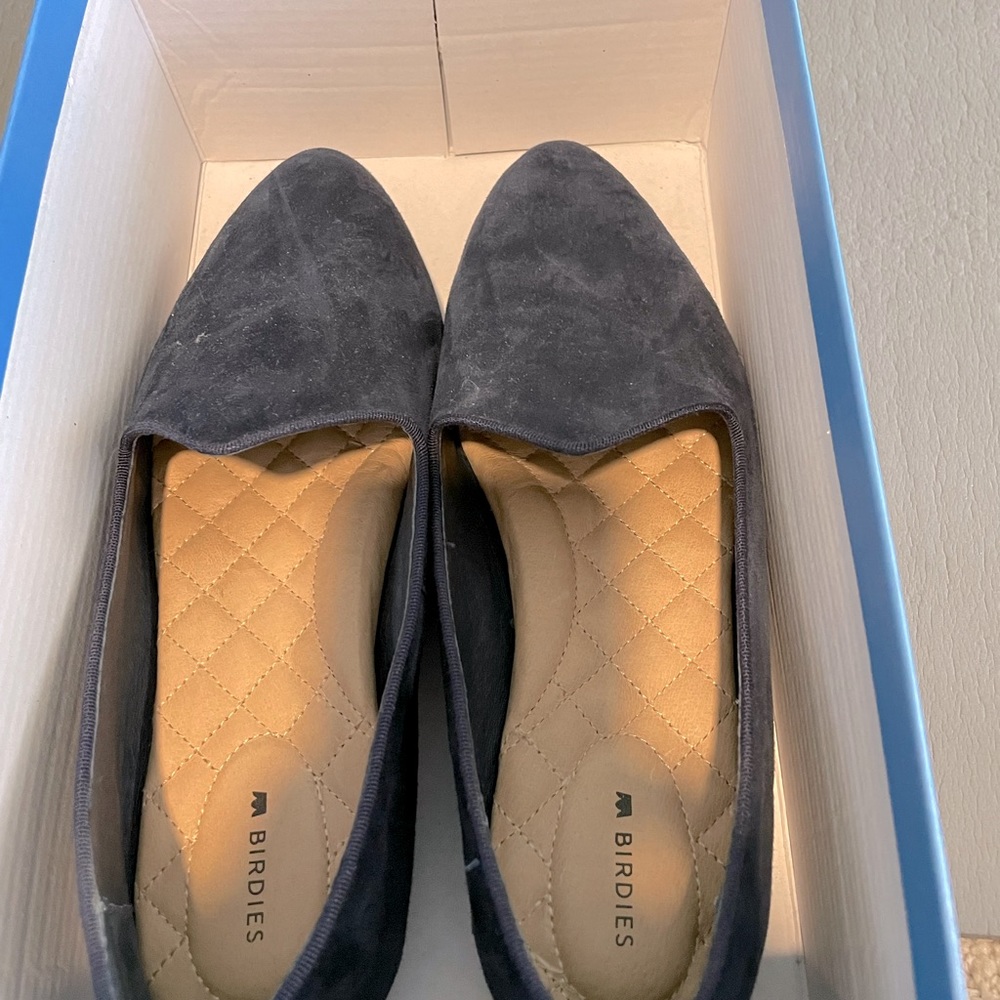 Navy suede Birdies flats